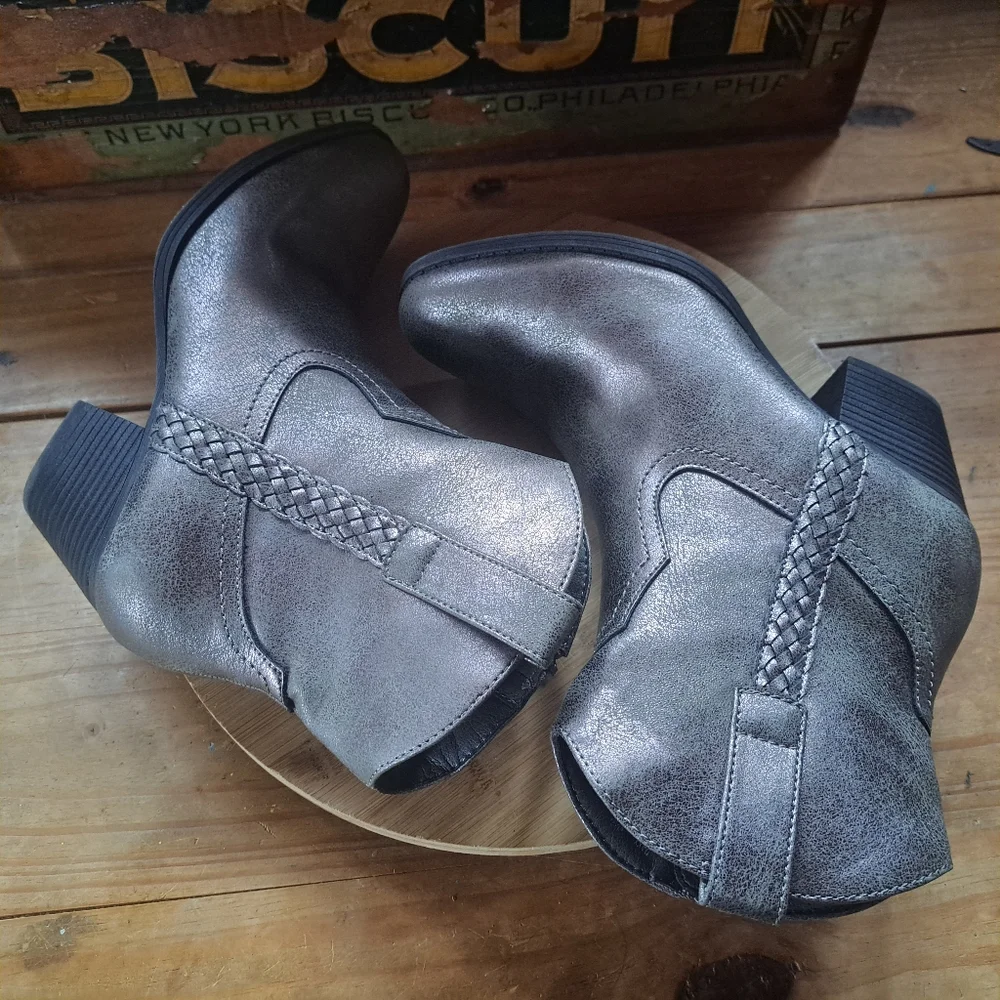 FRYE AND CO. frye co